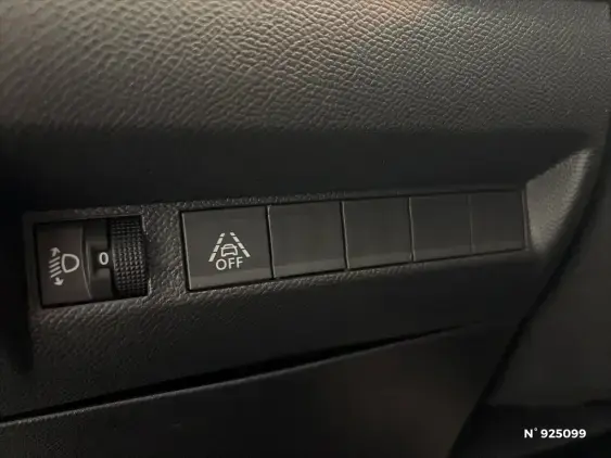 PEUGEOT 208 II - voiture d'occasion - Photo 15