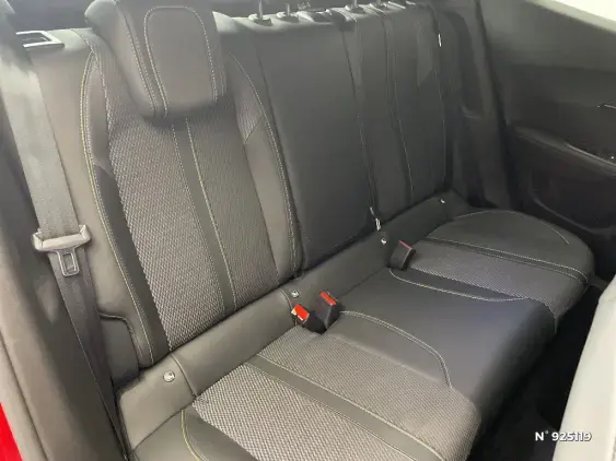 PEUGEOT 2008 II - voiture d'occasion - Photo 11