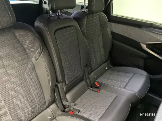 PEUGEOT 5008 III - voiture d'occasion - Photo 11