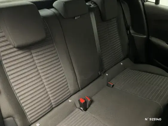 PEUGEOT 208 II - voiture d'occasion - Photo 11