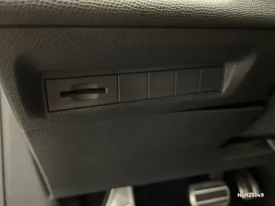 PEUGEOT 308 III - voiture d'occasion - Photo 15