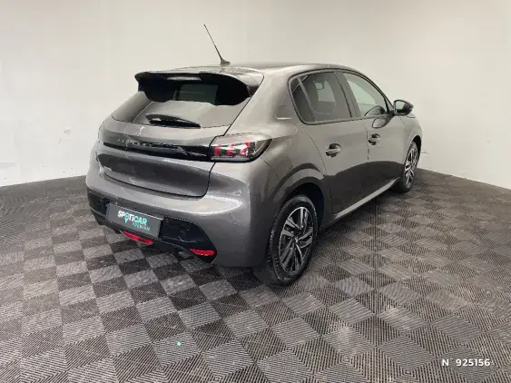 PEUGEOT 208 II - voiture d'occasion - Photo 4
