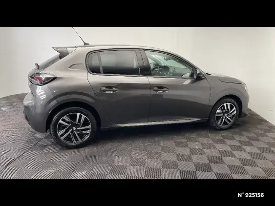 PEUGEOT 208 II - voiture d'occasion - Photo 5