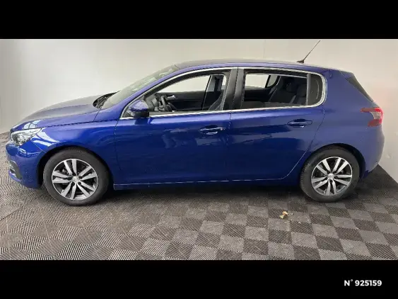 PEUGEOT 308 II - voiture d'occasion - Photo 2
