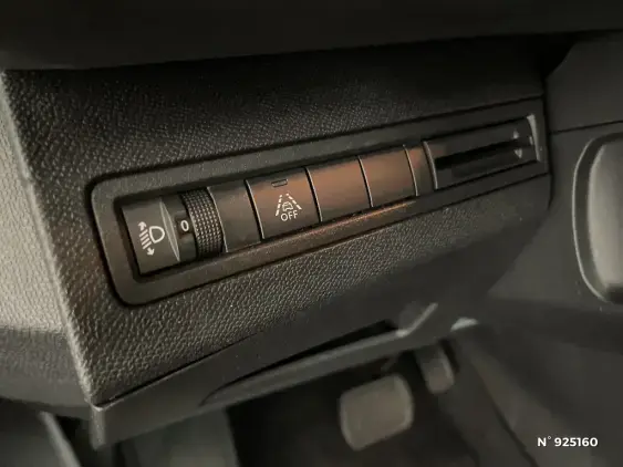 PEUGEOT 3008 II - voiture d'occasion - Photo 15
