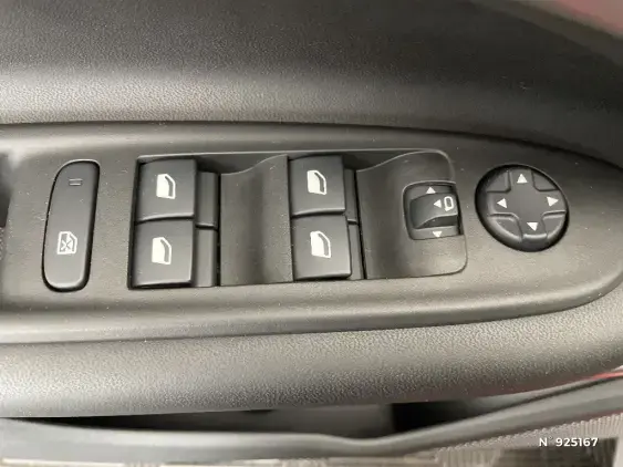 JEEP AVENGER - voiture d'occasion - Photo 26