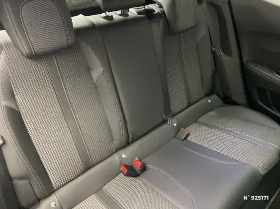 PEUGEOT 2008 II - voiture d'occasion - Photo 11