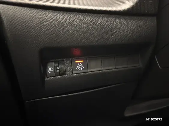PEUGEOT 208 ELECTRIQUE II - voiture d'occasion - Photo 14