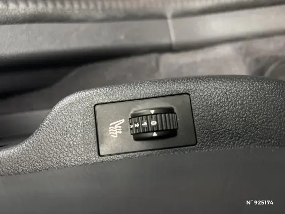 PEUGEOT 3008 - voiture d'occasion - Photo 27