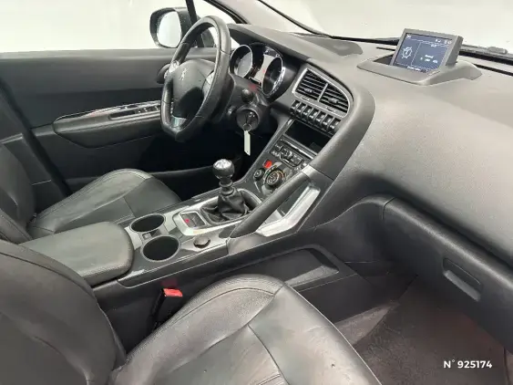 PEUGEOT 3008 - voiture d'occasion - Photo 10
