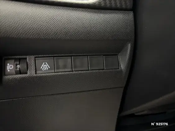 PEUGEOT 208 II - voiture d'occasion - Photo 15