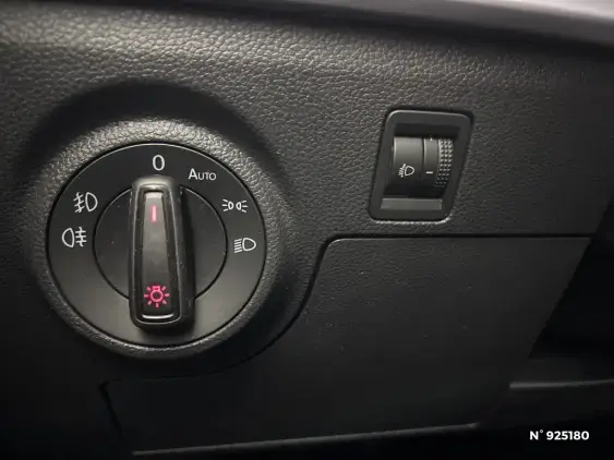 SEAT IBIZA V - voiture d'occasion - Photo 15