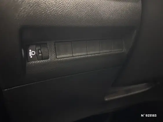 PEUGEOT 2008 II - voiture d'occasion - Photo 15