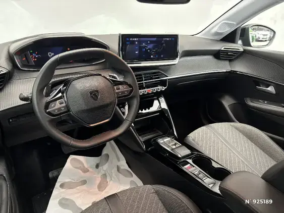PEUGEOT 208 II - voiture d'occasion - Photo 9