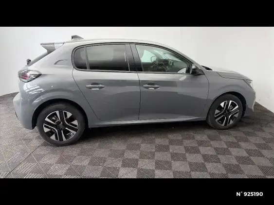 PEUGEOT 208 II - voiture d'occasion - Photo 5
