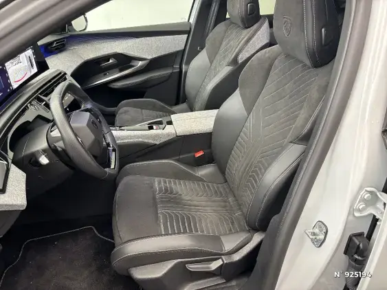 PEUGEOT 3008 ELECTRIQUE III - voiture d'occasion - Photo 27