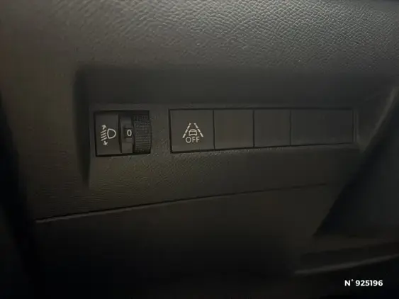 PEUGEOT 208 ELECTRIQUE II - voiture d'occasion - Photo 15