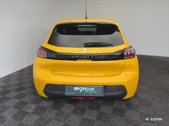 PEUGEOT 208 ELECTRIQUE II - voiture d'occasion - Photo 6