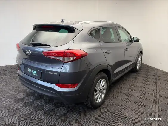 HYUNDAI TUCSON II - voiture d'occasion - Photo 4