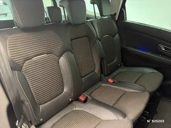 RENAULT SCENIC IV - voiture d'occasion - Photo 11