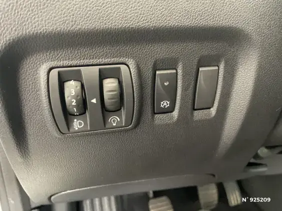 RENAULT CAPTUR - voiture d'occasion - Photo 14