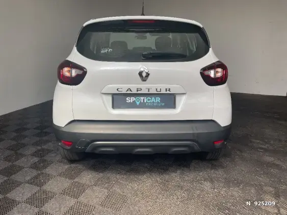 RENAULT CAPTUR - voiture d'occasion - Photo 6