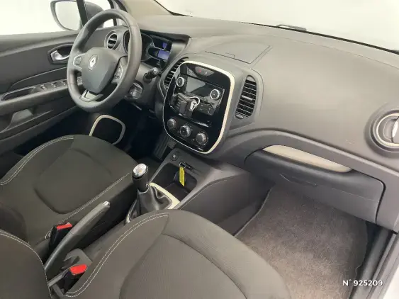 RENAULT CAPTUR - voiture d'occasion - Photo 10