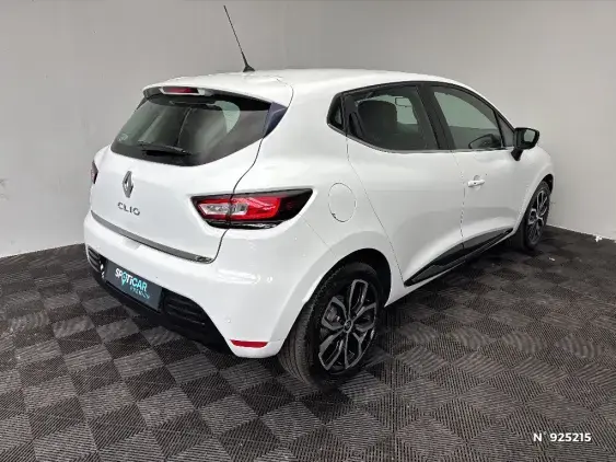 RENAULT CLIO IV - voiture d'occasion - Photo 4
