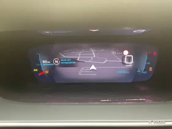 PEUGEOT 2008 II - voiture d'occasion - Photo 12
