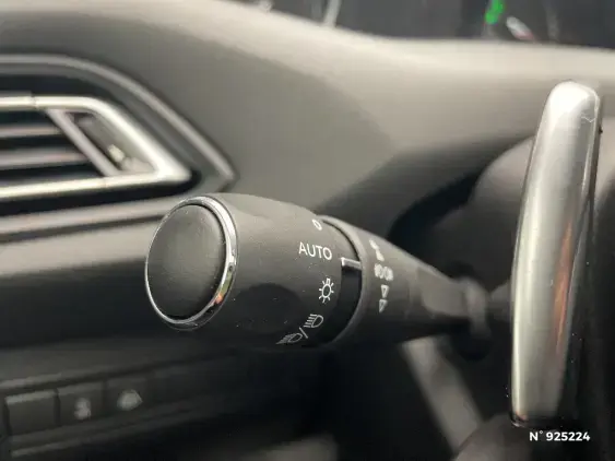 PEUGEOT 308 II - voiture d'occasion - Photo 27