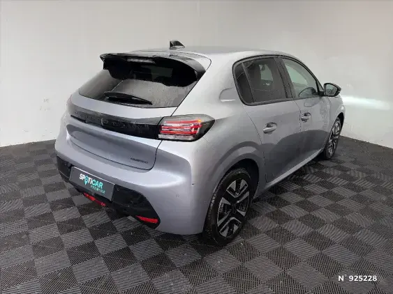 PEUGEOT 208 II - voiture d'occasion - Photo 4