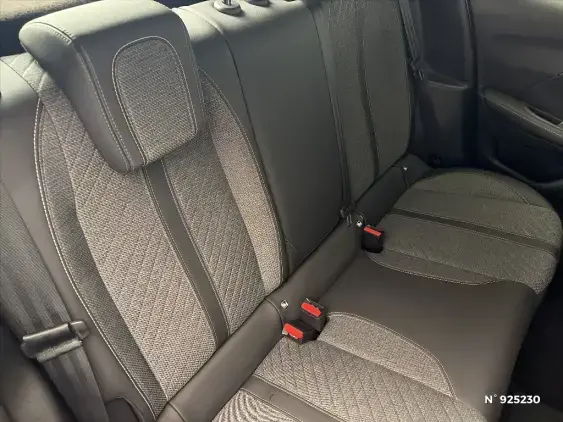 PEUGEOT 208 II - voiture d'occasion - Photo 11