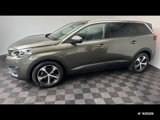 PEUGEOT 5008 II - voiture d'occasion - Photo 2