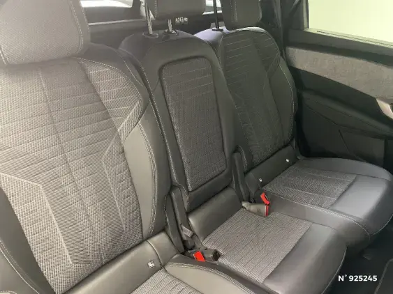 PEUGEOT 5008 III - voiture d'occasion - Photo 11