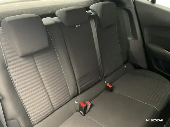 PEUGEOT 2008 II - voiture d'occasion - Photo 11