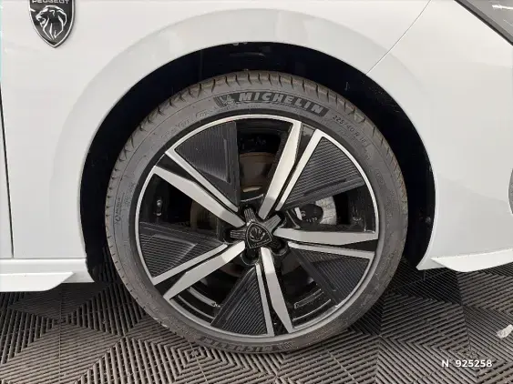 PEUGEOT 308 III - voiture d'occasion - Photo 8