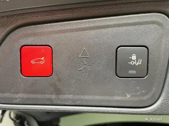 PEUGEOT 3008 II - voiture d'occasion - Photo 26