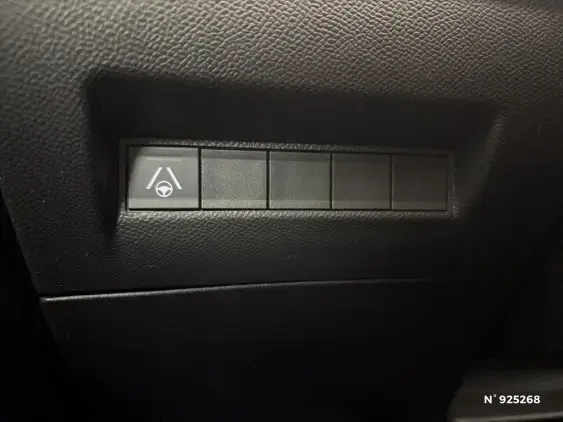 PEUGEOT 208 II - voiture d'occasion - Photo 15