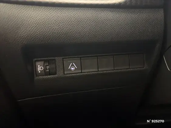 PEUGEOT 2008 II - voiture d'occasion - Photo 15