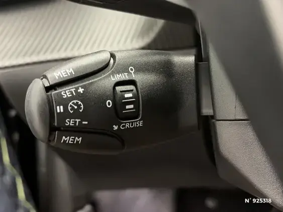 PEUGEOT 208 II - voiture d'occasion - Photo 15