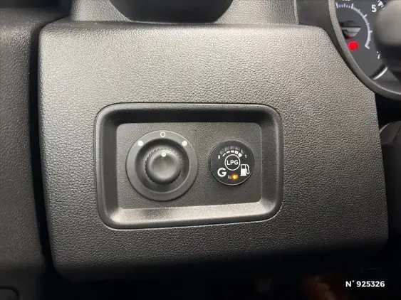 DACIA DUSTER II - voiture d'occasion - Photo 15