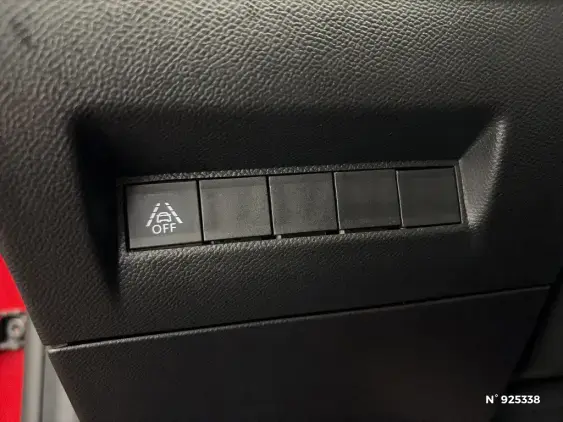 PEUGEOT 208 II - voiture d'occasion - Photo 15