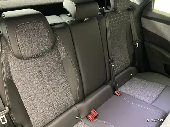 PEUGEOT 3008 ELECTRIQUE III - voiture d'occasion - Photo 11