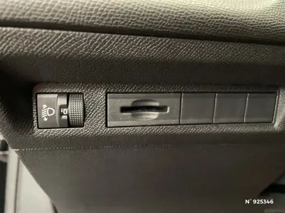 PEUGEOT 308 III - voiture d'occasion - Photo 15
