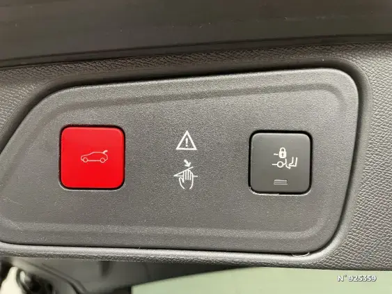 PEUGEOT 3008 II - voiture d'occasion - Photo 26