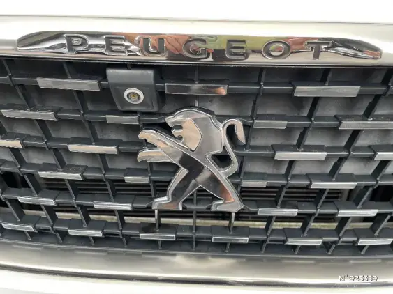 PEUGEOT 3008 II - voiture d'occasion - Photo 28