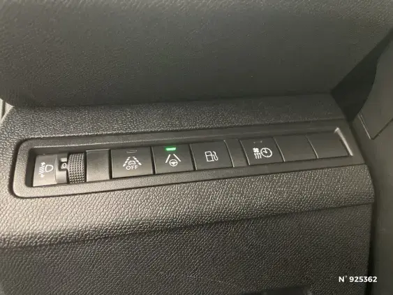 PEUGEOT 3008 II - voiture d'occasion - Photo 15