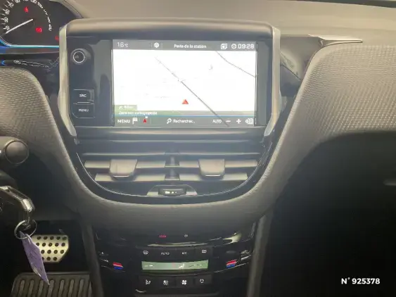 PEUGEOT 2008 - voiture d'occasion - Photo 13