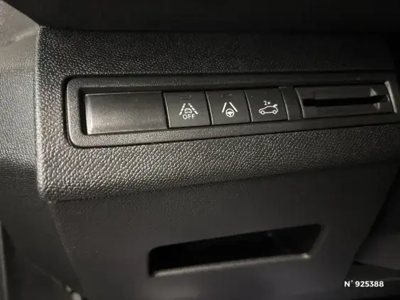 PEUGEOT 5008 II - voiture d'occasion - Photo 15