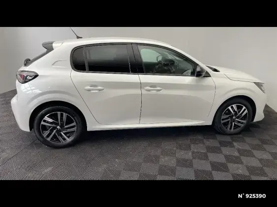 PEUGEOT 208 II - voiture d'occasion - Photo 5